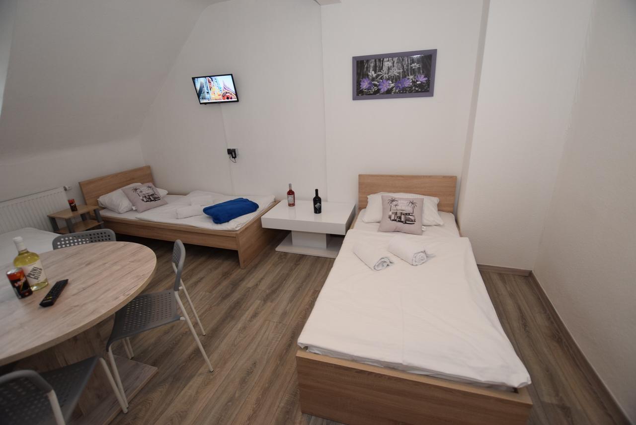 Monteurzimmer Kirchheim-Teck Kirchheim unter Teck Extérieur photo