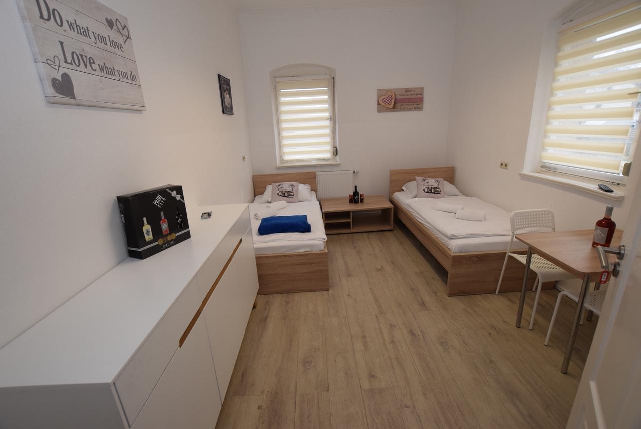 Monteurzimmer Kirchheim-Teck Kirchheim unter Teck Extérieur photo