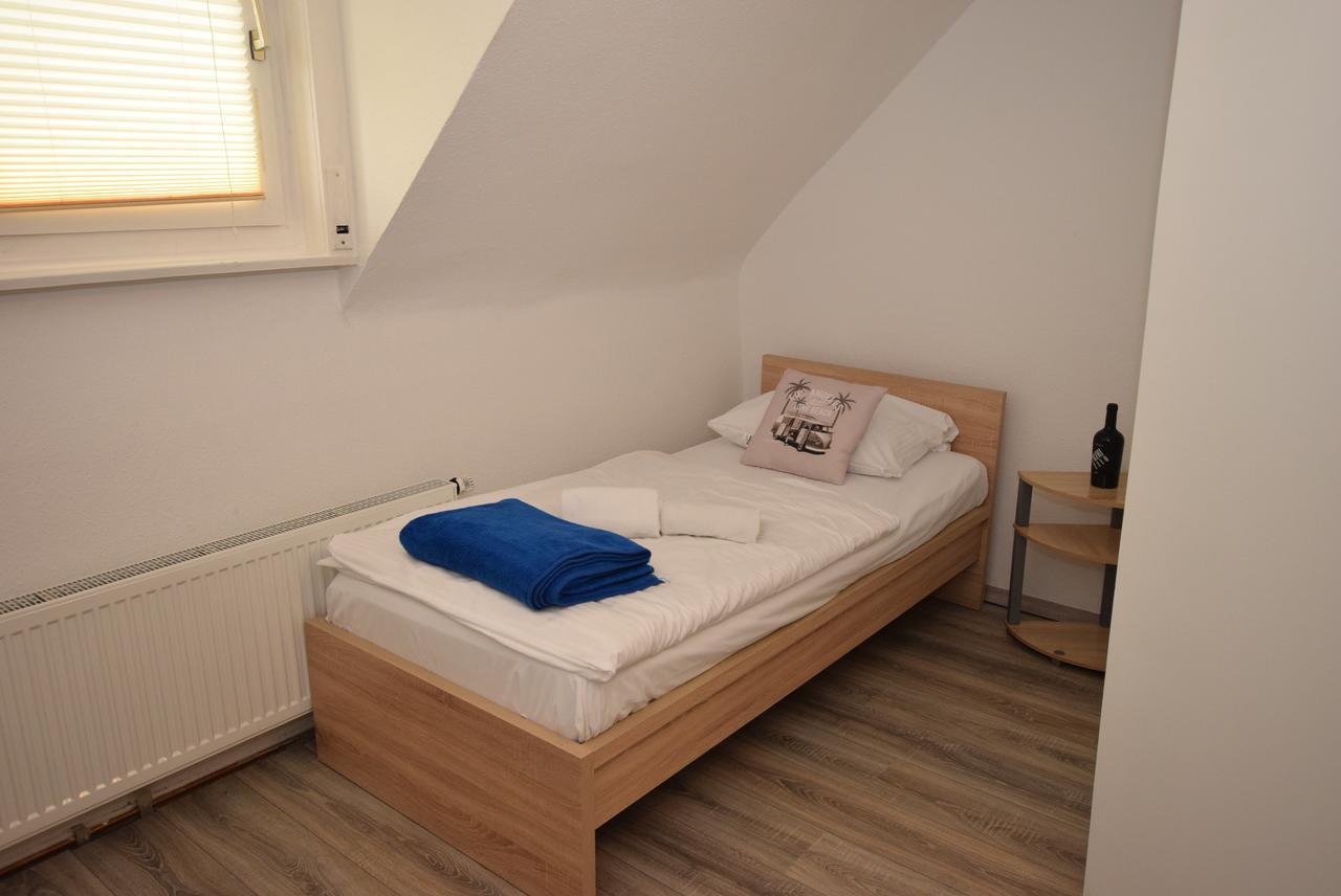 Monteurzimmer Kirchheim-Teck Kirchheim unter Teck Extérieur photo